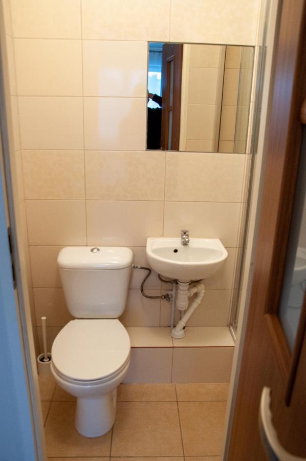 Pensjonat Dobranocka Wroclaw Ngoại thất bức ảnh
