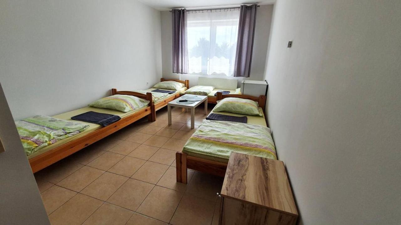 Pensjonat Dobranocka Wroclaw Ngoại thất bức ảnh